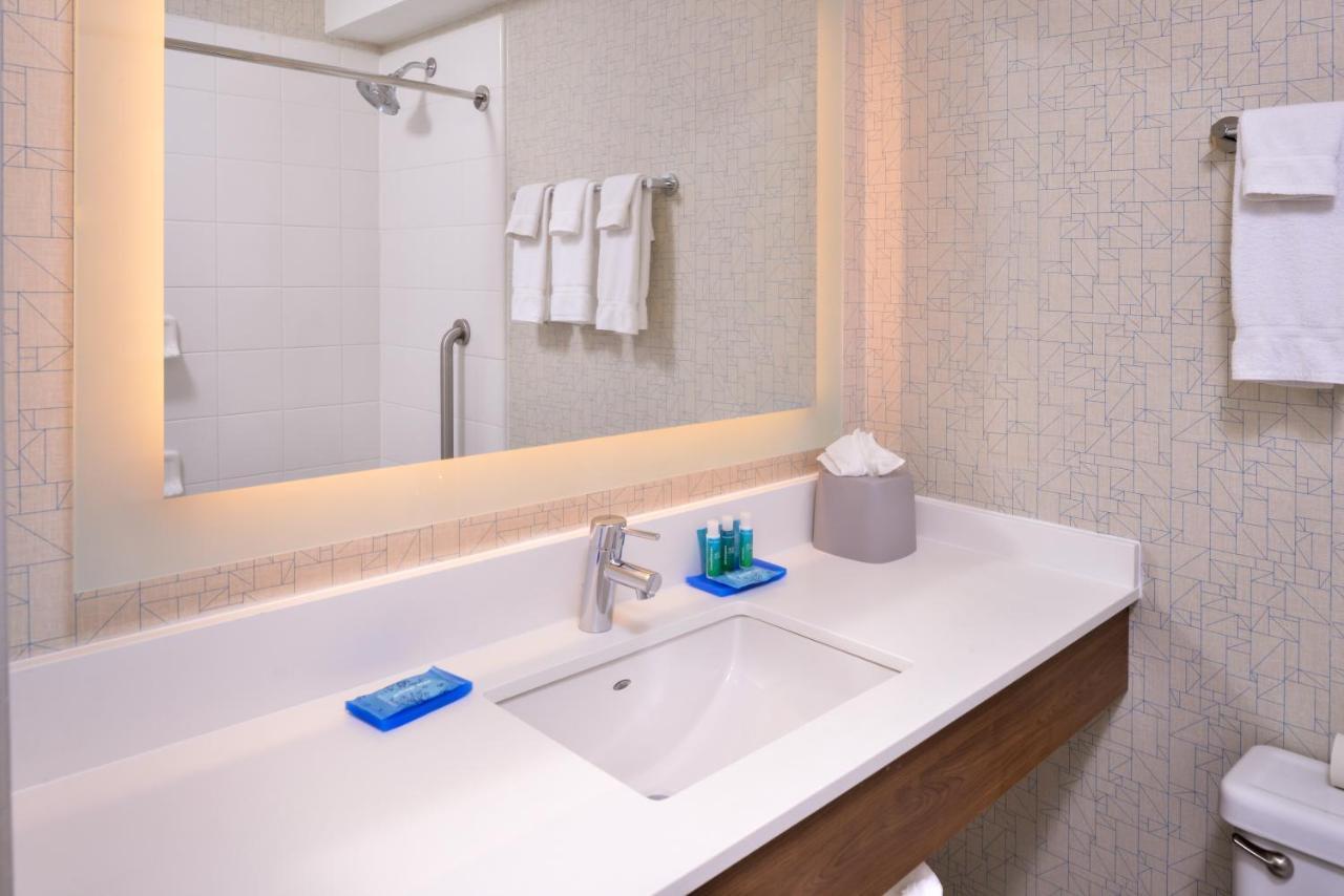 Holiday Inn Express Walnut Creek By Ihg Esterno foto