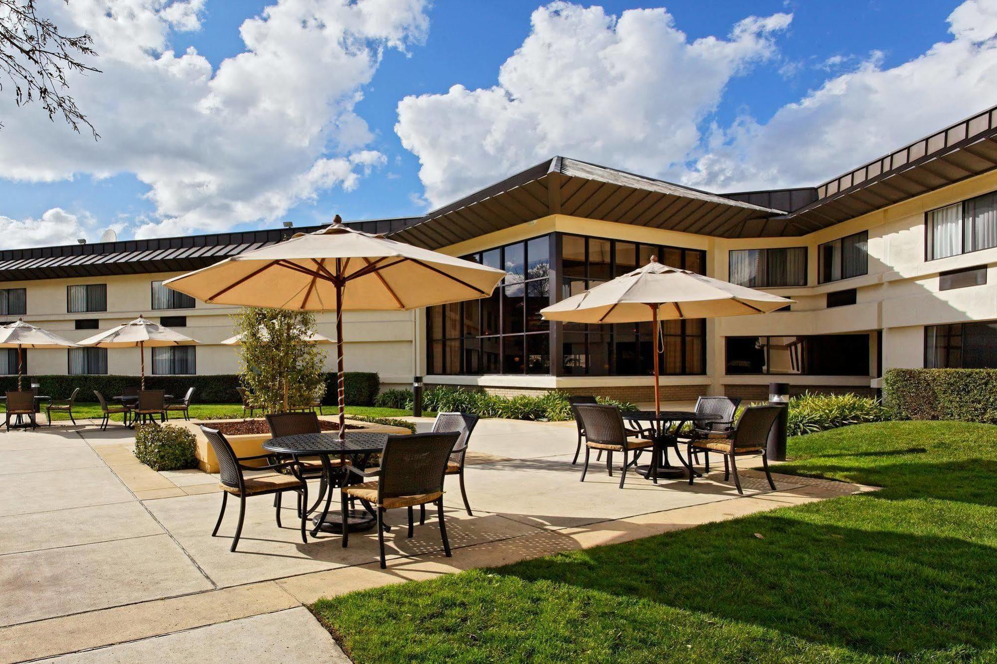 Holiday Inn Express Walnut Creek By Ihg Ristorante foto